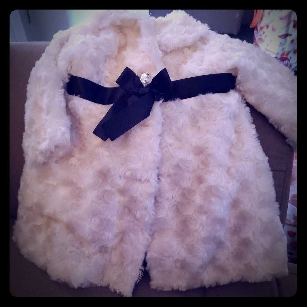 Blueberi boulevard cream dress coat size 12m